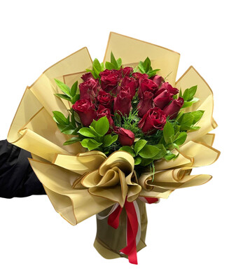 19 K�rm�z� G�l Buketi